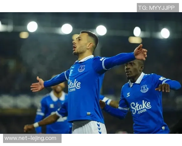 埃弗顿主场迎战纽卡斯尔联队期待精彩对决与胜利之争